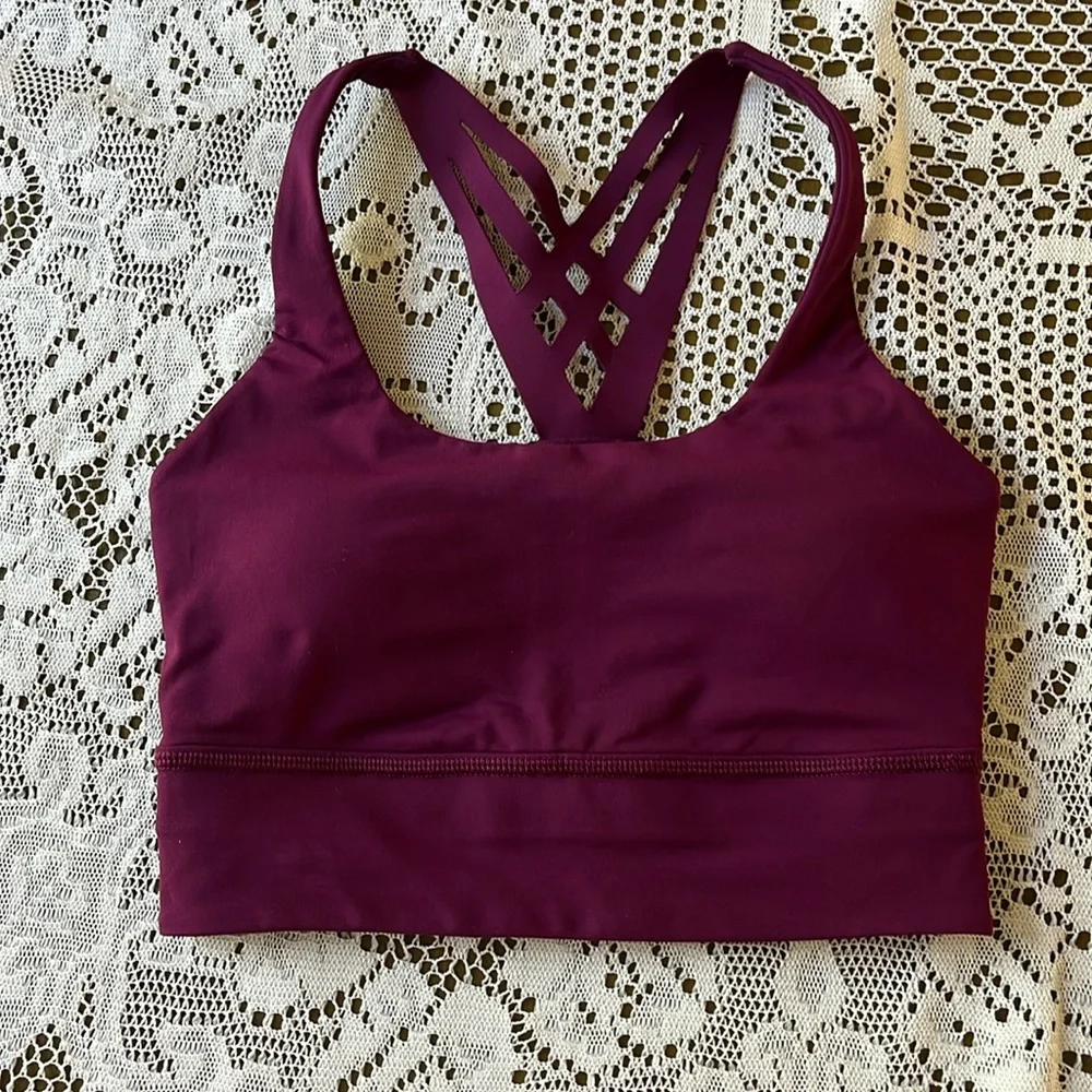 Lululemon Sports Bra size 4 - Picture 1 of 3